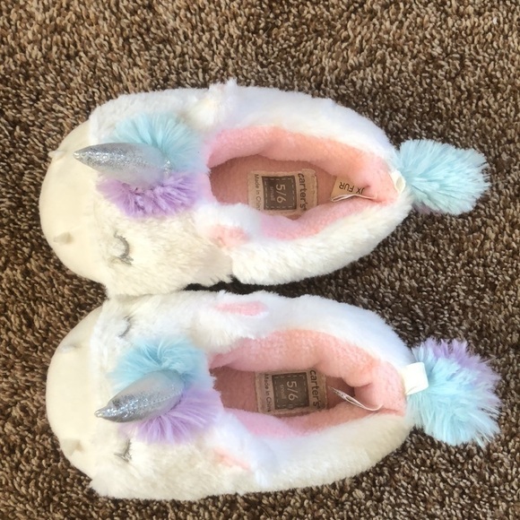 𝅺Carters Unicorn Slippers - Picture 10 of 12